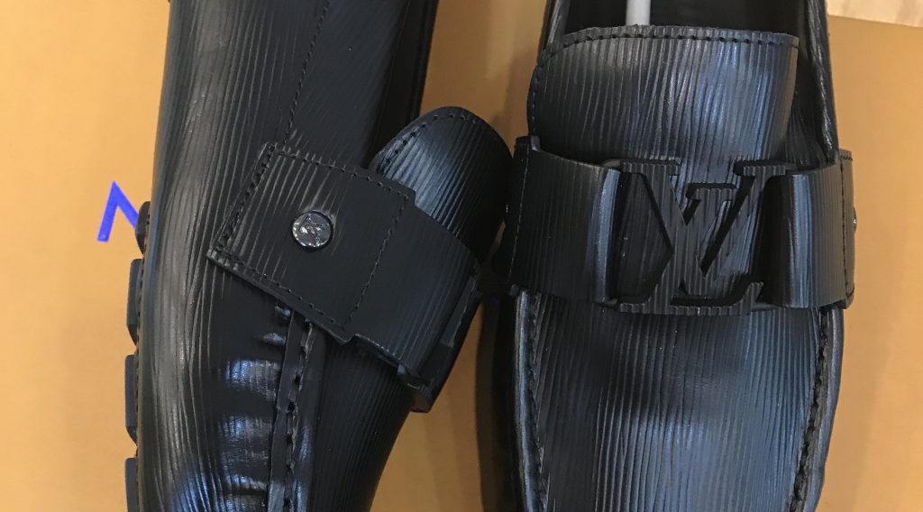 b4fbe3687b329c6cc523 1024x568 - Gi&agrave;y Nam Louis Vuitton Si&ecirc;u Cấp MSLV0038