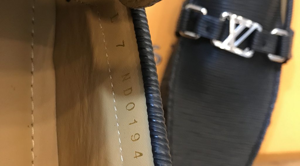 c2bf36f5ad9b4ac5138a 1024x568 - Gi&agrave;y Nam Louis Vuitton Si&ecirc;u Cấp MSLV0080
