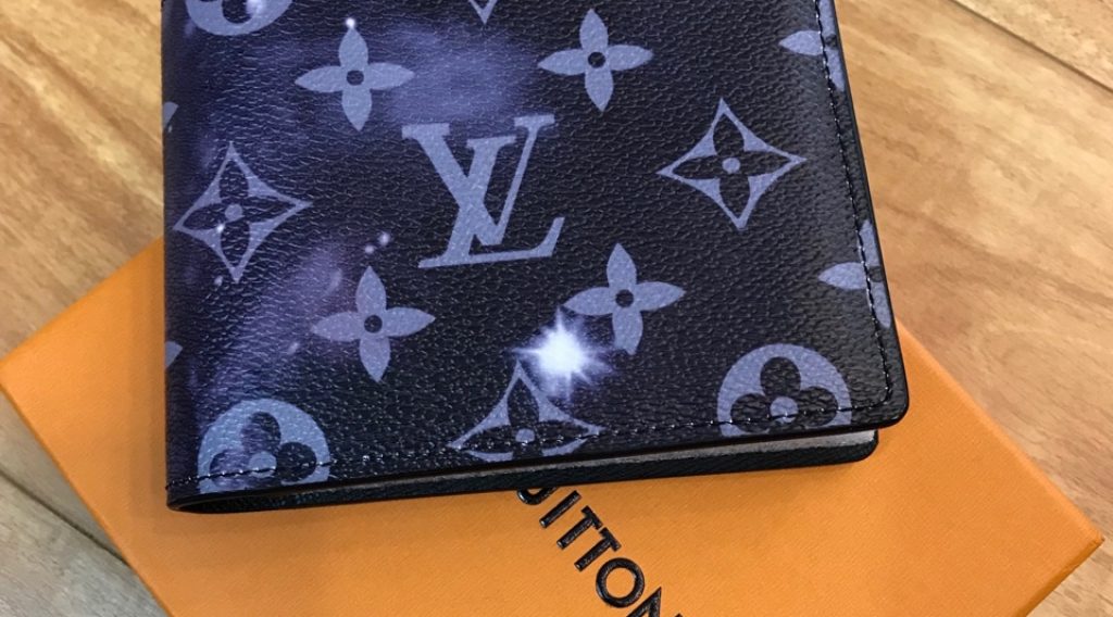 c8de7ca588e86fb636f9 1024x568 - V&iacute; Nam Louis Vuitton Si&ecirc;u Cấp MSLV0050