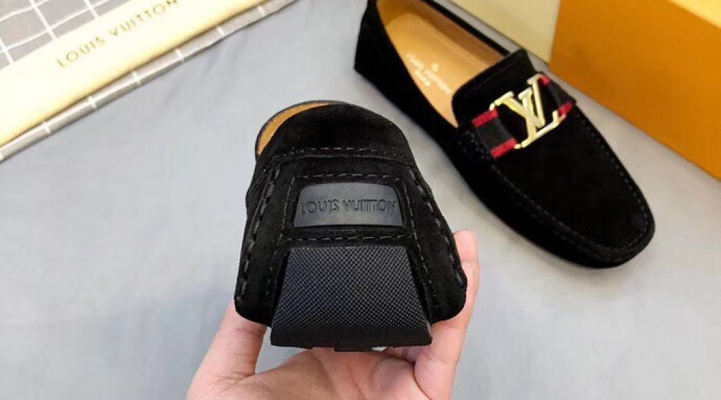 e430fe22258ac1d4989b 1024x568 - Gi&agrave;y nam Louis Vuitton si&ecirc;u cấp MSLV0003