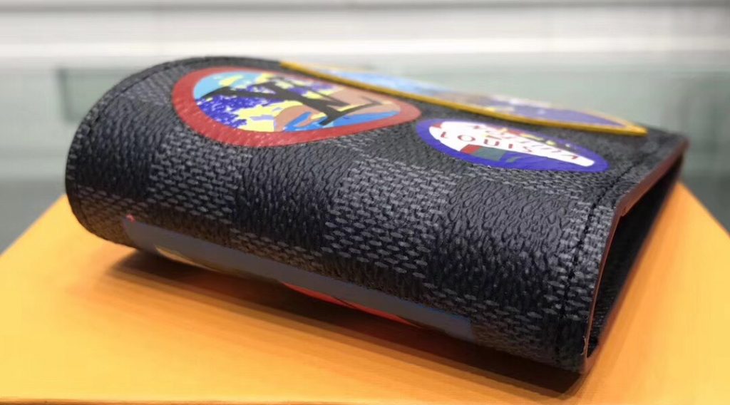 e8b4e7c304e1e3bfbaf0 1024x568 - V&iacute; Nam Louis Vuitton Si&ecirc;u Cấp MSLV0093