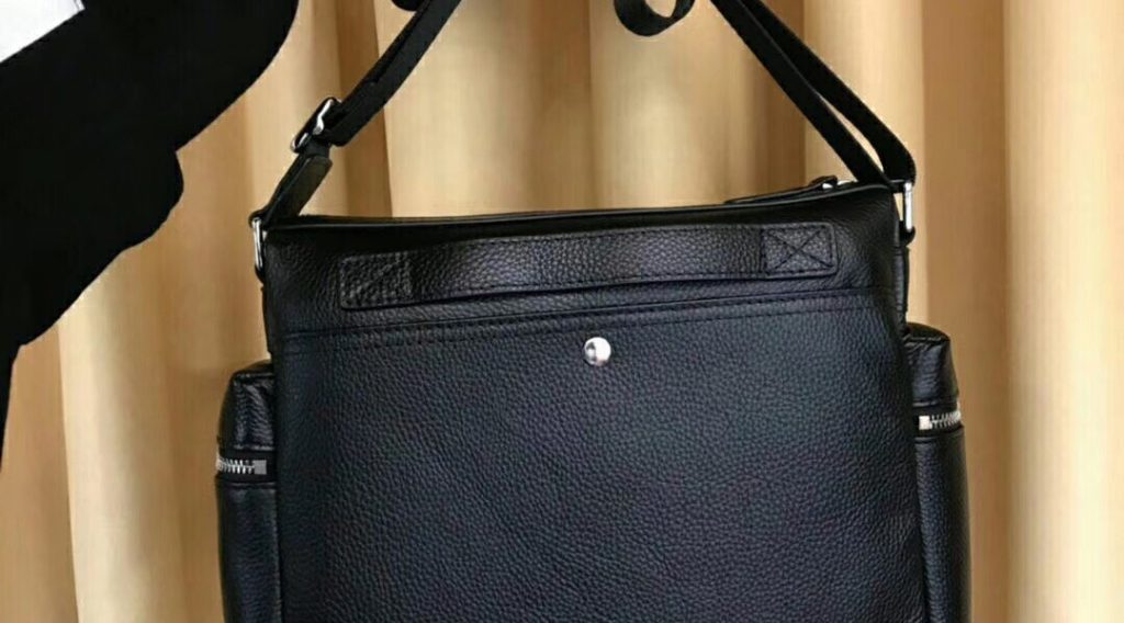 faf3dbdb23c7c4999dd6 1024x568 - T&uacute;i X&aacute;ch Nam Gucci Si&ecirc;u Cấp MSGC0090