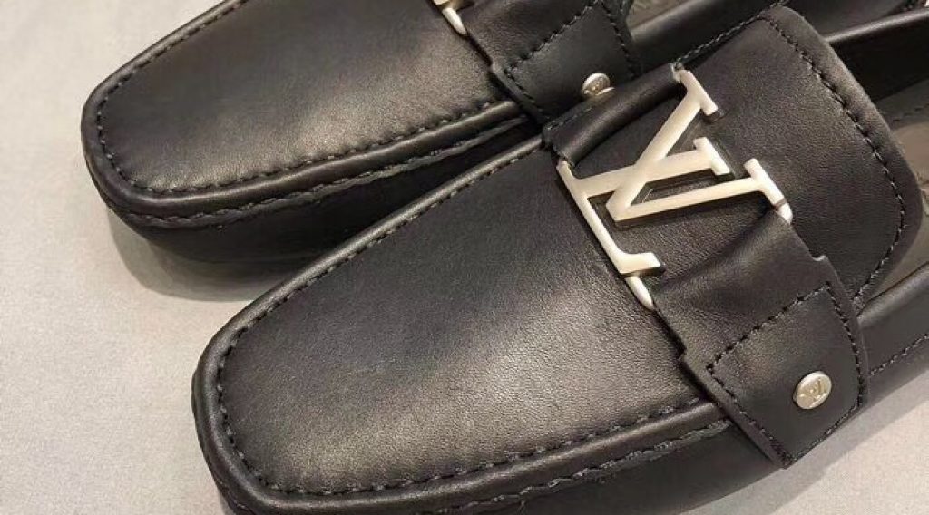 037470e88325647b3d34 1024x568 - Gi&agrave;y Nam Louis Vuitton Si&ecirc;u Cấp MSLV0108