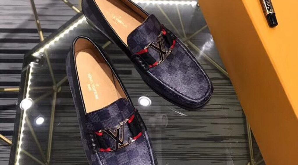 0add7c7fe59802c65b89 1024x568 - Gi&agrave;y Nam Louis Vuitton Si&ecirc;u Cấp MSLV0112