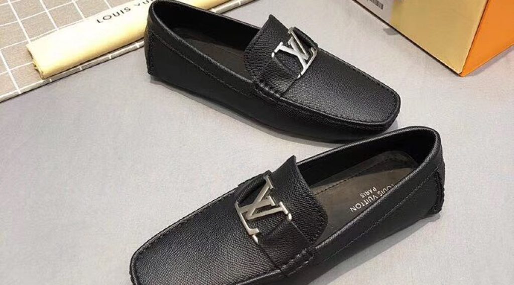 0d80995b6a968dc8d487 1024x568 - Gi&agrave;y Nam Louis Vuitton Si&ecirc;u Cấp MSLV0107