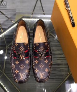 Giày Nam Louis Vuitton Siêu Cấp MSLV0111 3160c7805e67b939e076 247x296 - Giày Nam Louis Vuitton Siêu Cấp MSLV0111
