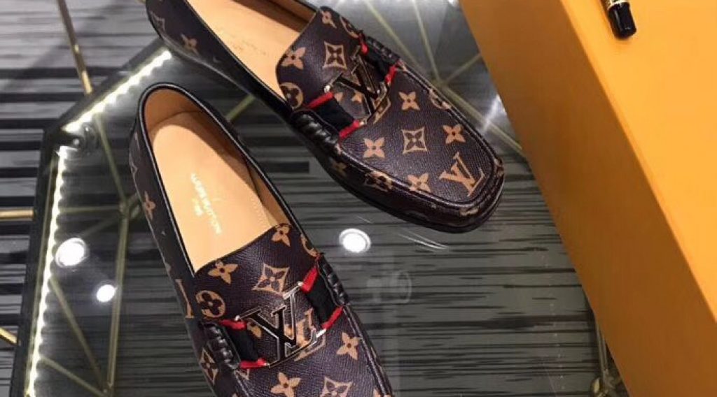 6ed9ff3866df8181d8ce 1024x568 - Gi&agrave;y Nam Louis Vuitton Si&ecirc;u Cấp MSLV0111