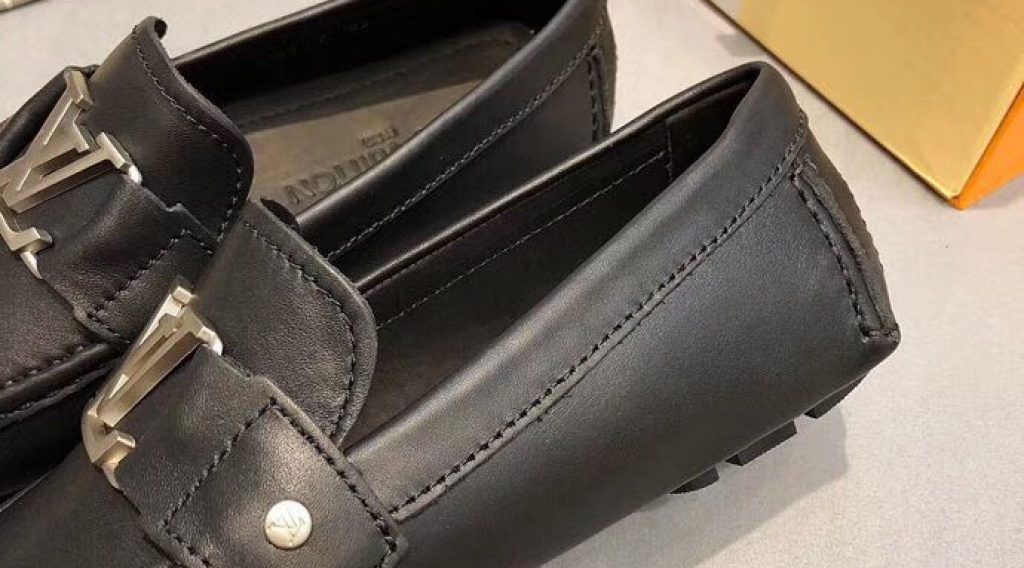 7809e0951358f406ad49 1024x568 - Gi&agrave;y Nam Louis Vuitton Si&ecirc;u Cấp MSLV0108