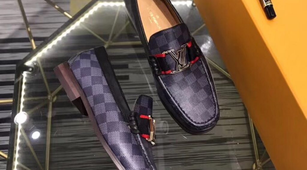 8f348d961471f32faa60 1024x568 - Gi&agrave;y Nam Louis Vuitton Si&ecirc;u Cấp MSLV0112