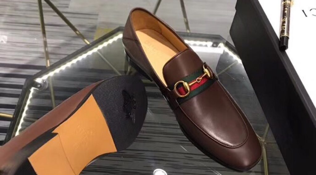 Giày Nam Gucci Siêu Cấp cc83fb6e6e8989d7d098 1024x568 - Giày Nam Gucci Siêu Cấp MSGC0113