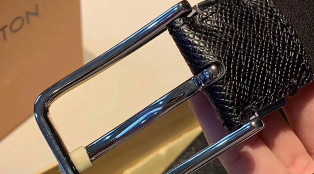 e4c8ffe8726a9534cc7b 1024x568 - Thắt Lưng Nam Louis Vuitton Si&ecirc;u Cấp MSLV0121