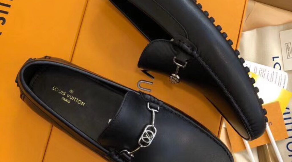 Giày Nam Louis Vuitton Siêu Cấp 3074d0fc6e9988c7d188 1024x568 - Giày Nam Louis Vuitton Siêu Cấp MSLV0125