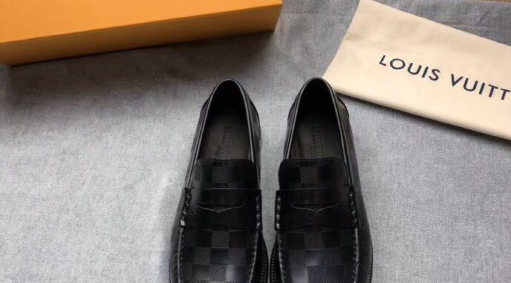 Giày Nam Louis Vuitton Siêu Cấp 431a27b186d4608a39c5 1024x568 - Giày Nam Louis Vuitton Siêu Cấp MSLV0127