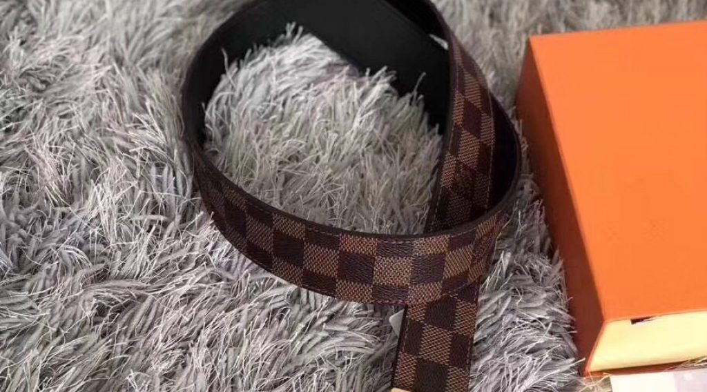 5565f360f622107c4933 Copy 1024x568 - Thắt Lưng Nam Louis Vuitton Si&ecirc;u Cấp MSLV0124