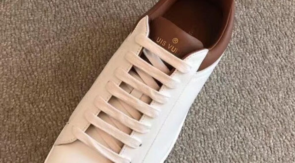 5bea5bdba560423e1b71 1024x568 - Gi&agrave;y Nam Louis Vuitton Si&ecirc;u Cấp MSLV0123