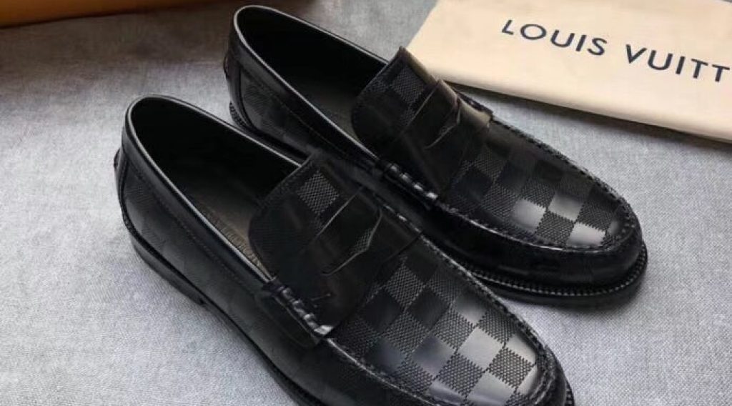 Giày Nam Louis Vuitton Siêu Cấp 76083fa09ec5789b21d4 1024x568 - Giày Nam Louis Vuitton Siêu Cấp MSLV0127
