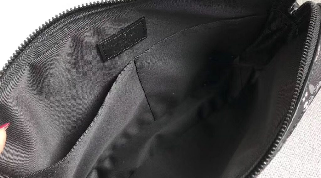 Túi Xách Nam Louis Vuitton Siêu Cấp 84291c46bc235a7d0332 1024x568 - Túi Xách Nam Louis Vuitton Siêu Cấp MSLV0129