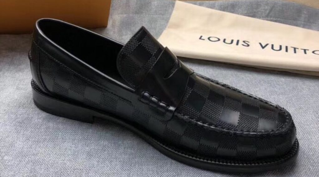 Giày Nam Louis Vuitton Siêu Cấp b4535ffbfe9e18c0418f 1024x568 - Giày Nam Louis Vuitton Siêu Cấp MSLV0127