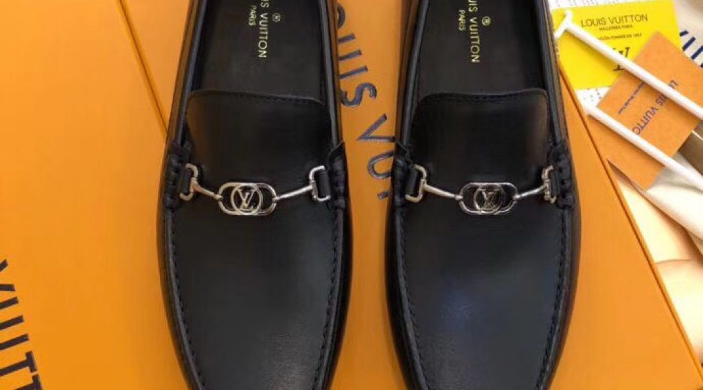 Giày Nam Louis Vuitton Siêu Cấp e8225eaae0cf06915fde 1024x568 - Giày Nam Louis Vuitton Siêu Cấp MSLV0125