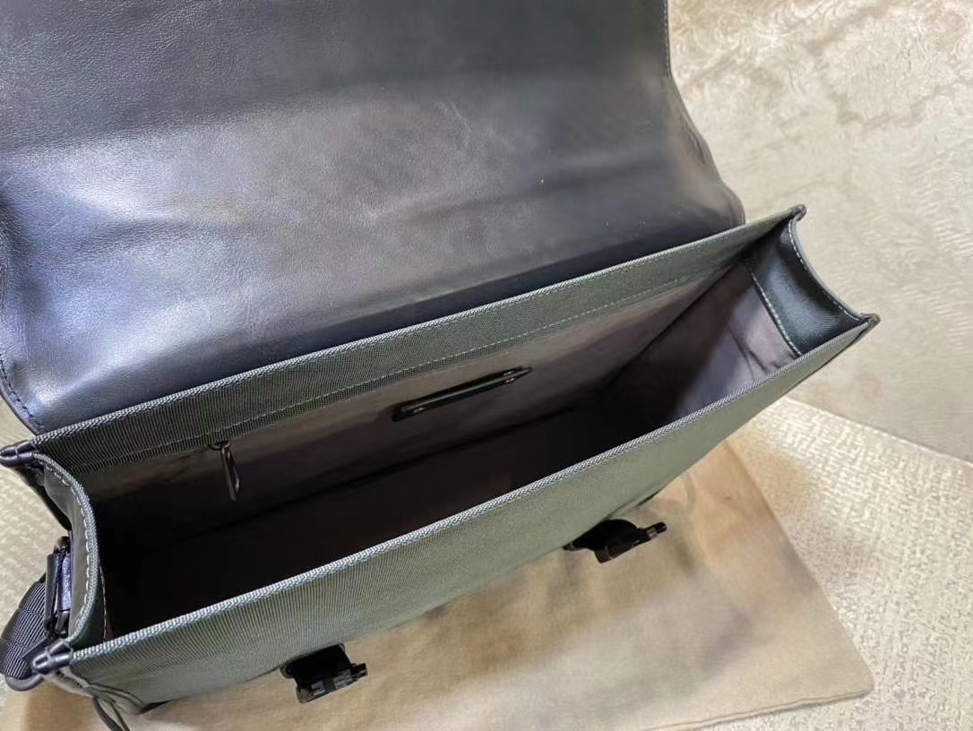 2a76ae3be6ca1b9442db - T&uacute;i x&aacute;ch nam Bottega Veneta Si&ecirc;u Cấp TXNSC1146