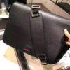 73744ea57c6d8133d87c 100x100 - Túi xách nam Versace Siêu Cấp TXNVS1141