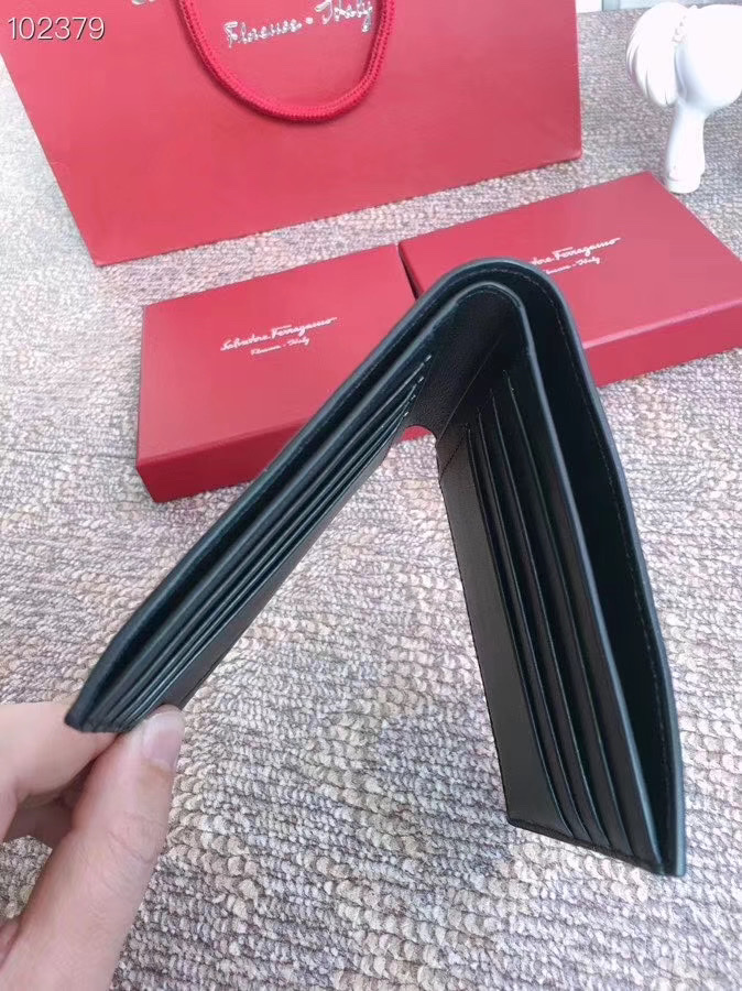 d1f62c496a51970fce40 - V&Iacute; NAM SALVATORE FERRAGAMO SI&Ecirc;U CẤP VNSVT1119