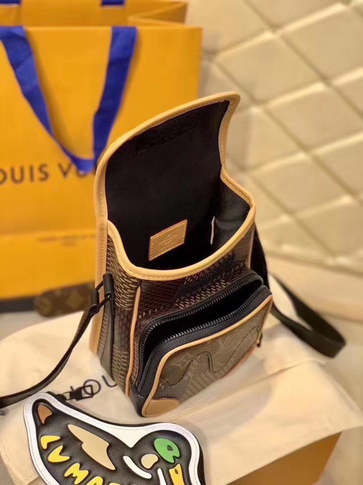 Túi xách nam lv mini 22ec9c90b7c64b9812d7 - Túi xách nam Louis Vuitton Siêu Cấp TXNLV1193