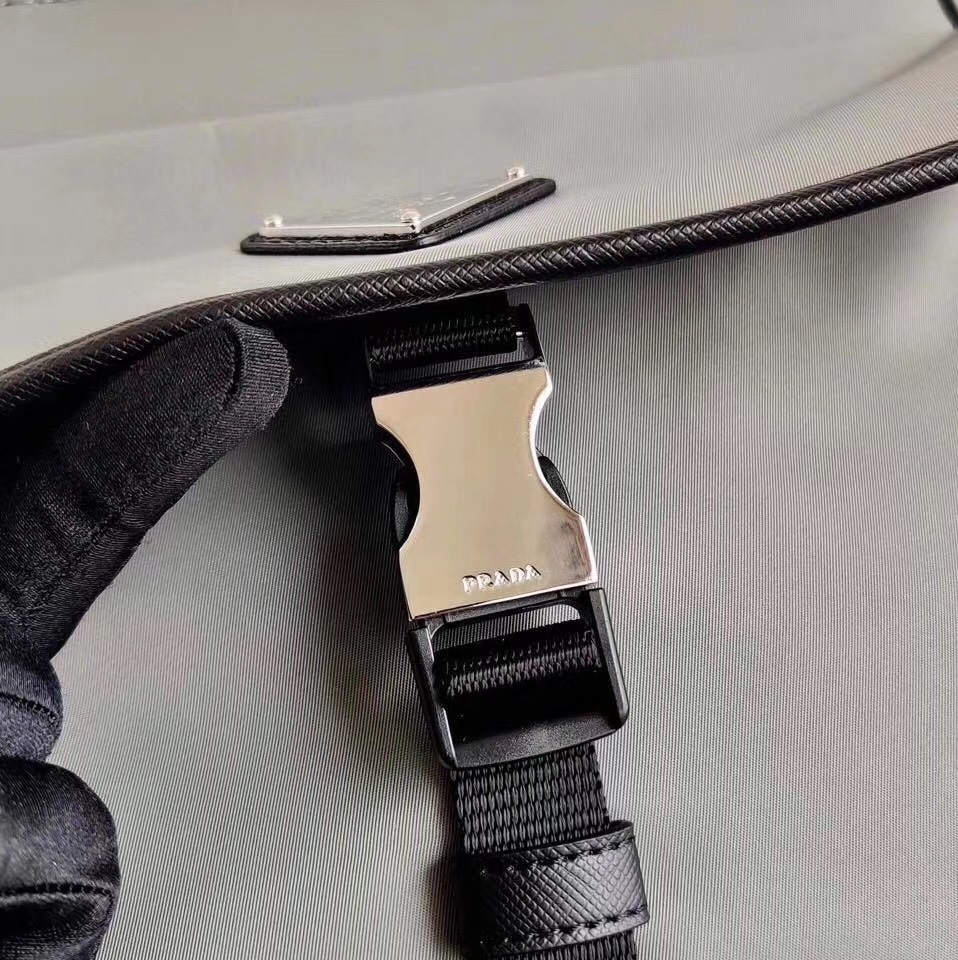 Túi đeo chéo Prada siêu cấp 408c4c063868c4369d79 - Túi đeo chéo Prada Siêu Cấp TNPD1201