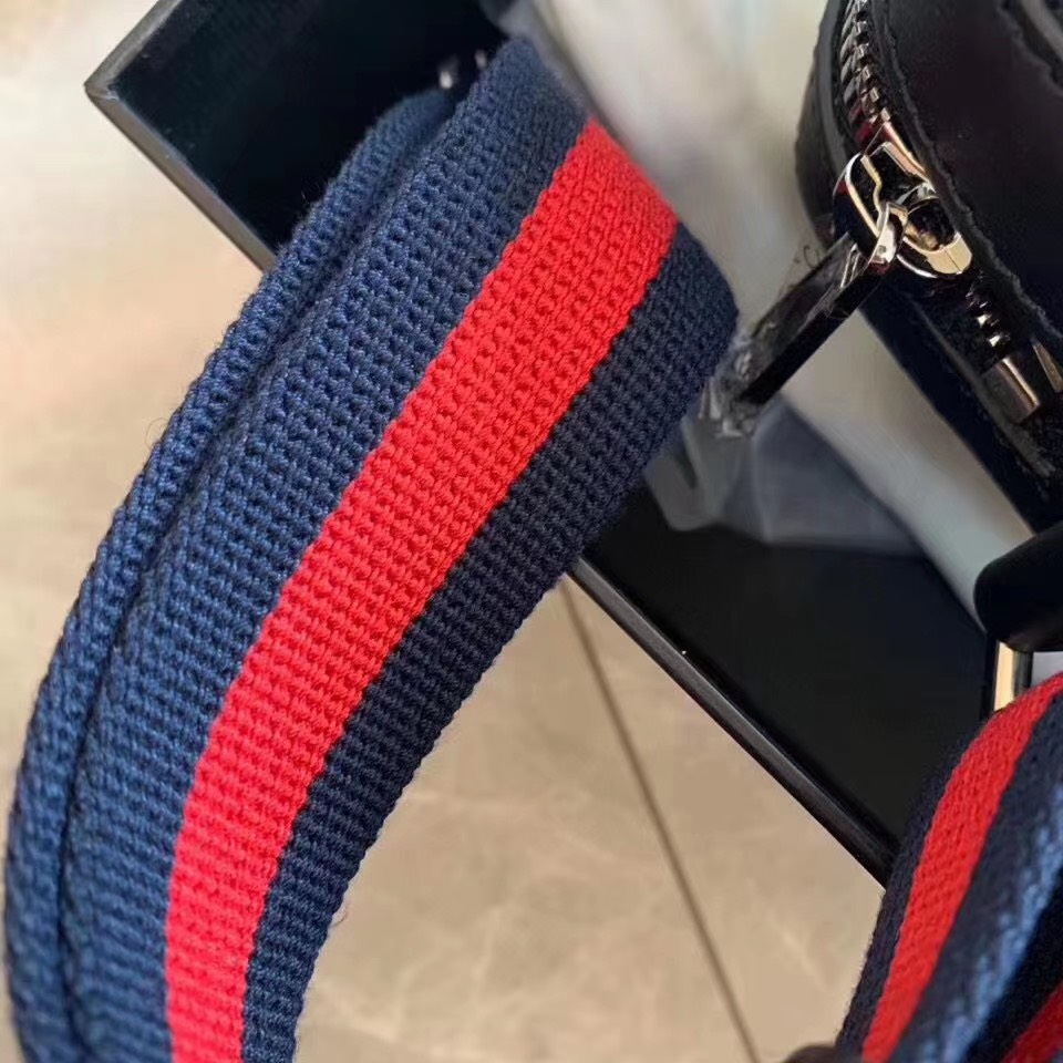 Túi đeo chéo Gucci siêu cấp 49137b7c0e12f24cab03 - Túi đeo chéo Gucci Siêu Cấp TNGC1199