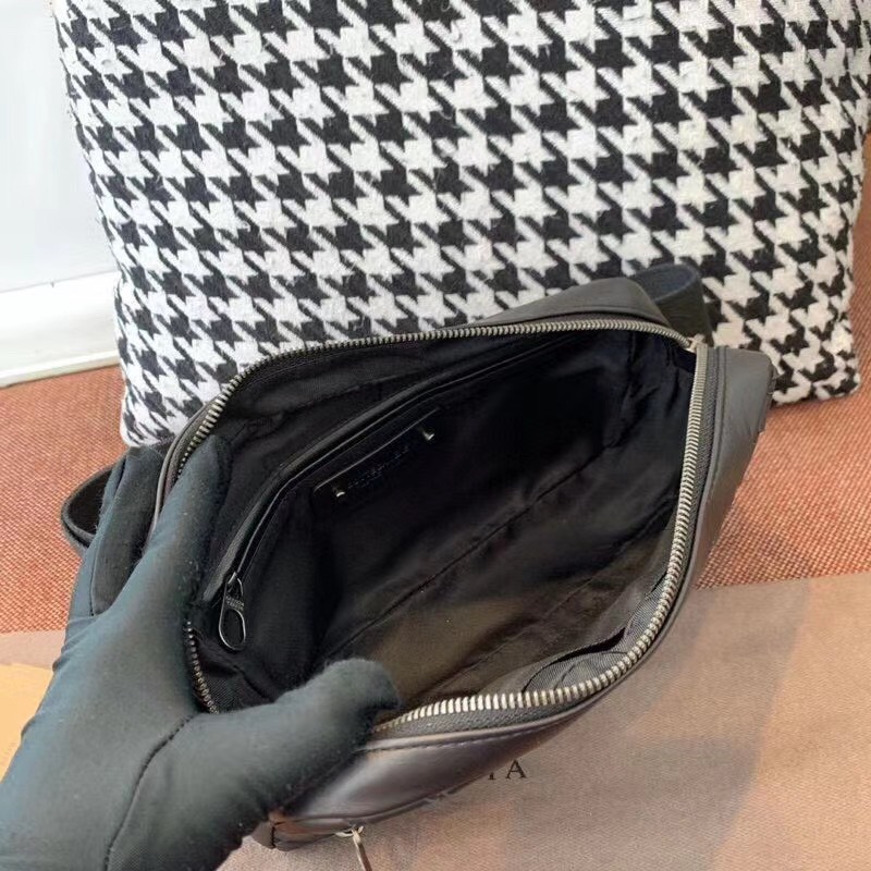 82761c3d77a78af9d3b6 - T&uacute;i x&aacute;ch nam Bottega Veneta Si&ecirc;u Cấp TXNSC1163