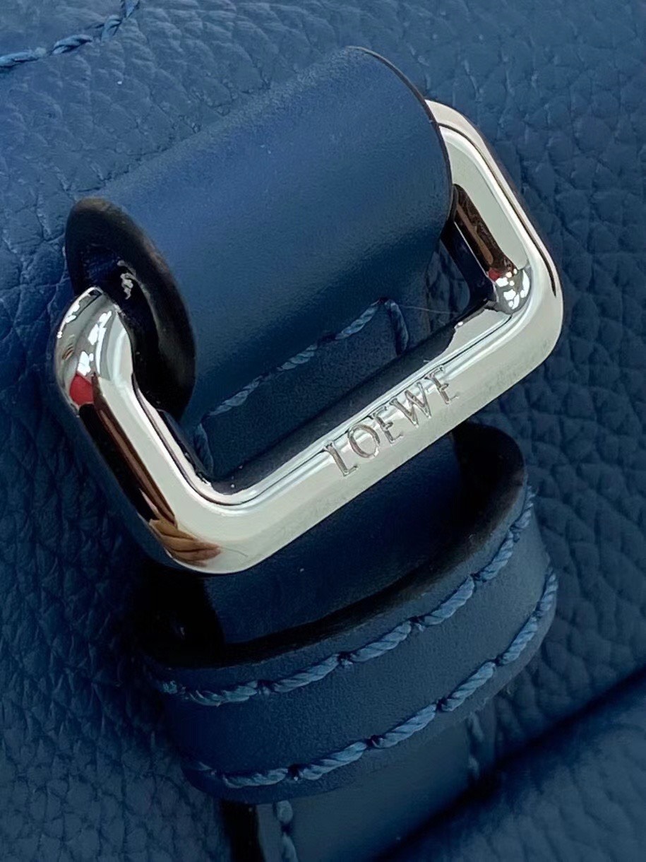 Túi xách nam Loewe siêu cấp 2ea2f1ad2a3bd6658f2a - Túi xách nam Loewe Siêu Cấp TXNSC1240