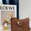 4c58fd3a26acdaf283bd 100x100 - Túi xách nam Loewe Siêu Cấp TXNSC1240