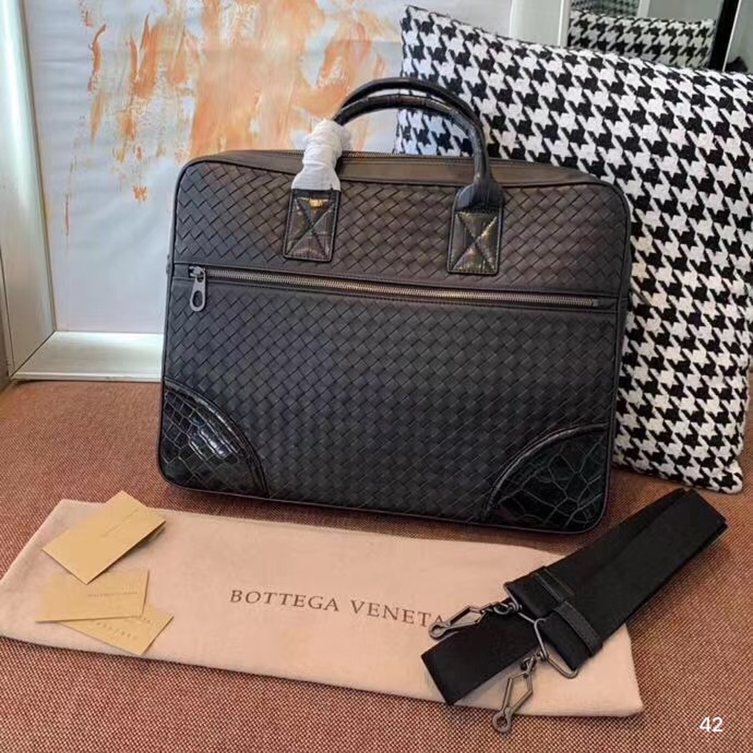 726bf6ab6af895a6cce9 - T&uacute;i x&aacute;ch nam Bottega Veneta Si&ecirc;u Cấp TXNSC1289