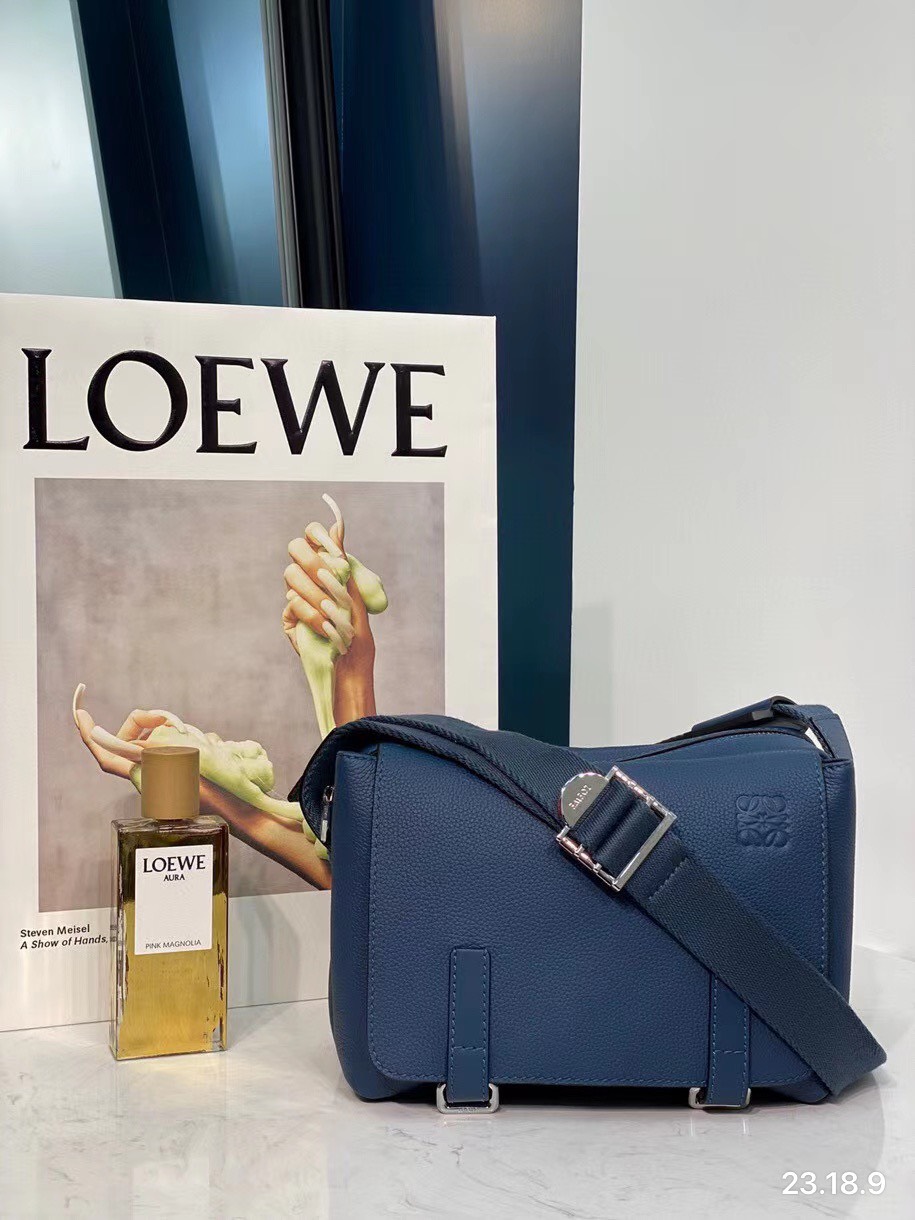 Túi xách nam Loewe siêu cấp b6eaf2e62970d52e8c61 - Túi xách nam Loewe Siêu Cấp TXNSC1240