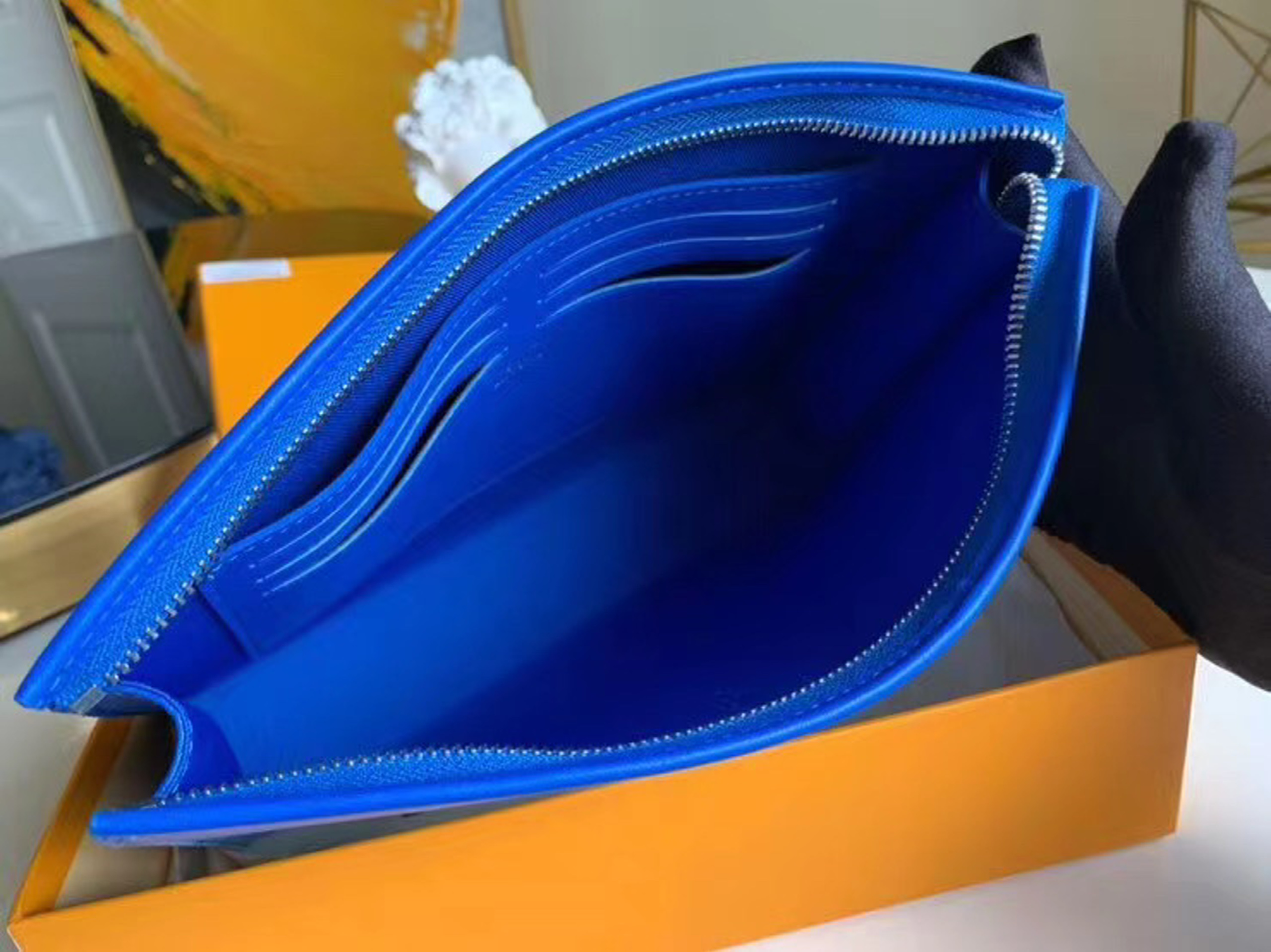 Ví nam Louis Vuitton Siêu Cấp VNSC1292 ce7cdd714422bb7ce233 510x382 - Ví nam Louis Vuitton Siêu Cấp VNSC1292