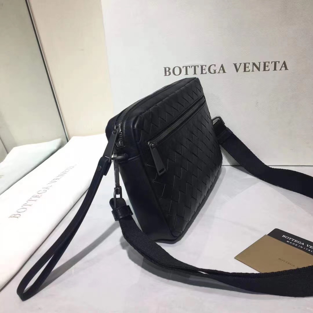 d60988d2ac9153cf0a80 - T&uacute;i x&aacute;ch nam Bottega Veneta Si&ecirc;u Cấp TXNSC1273