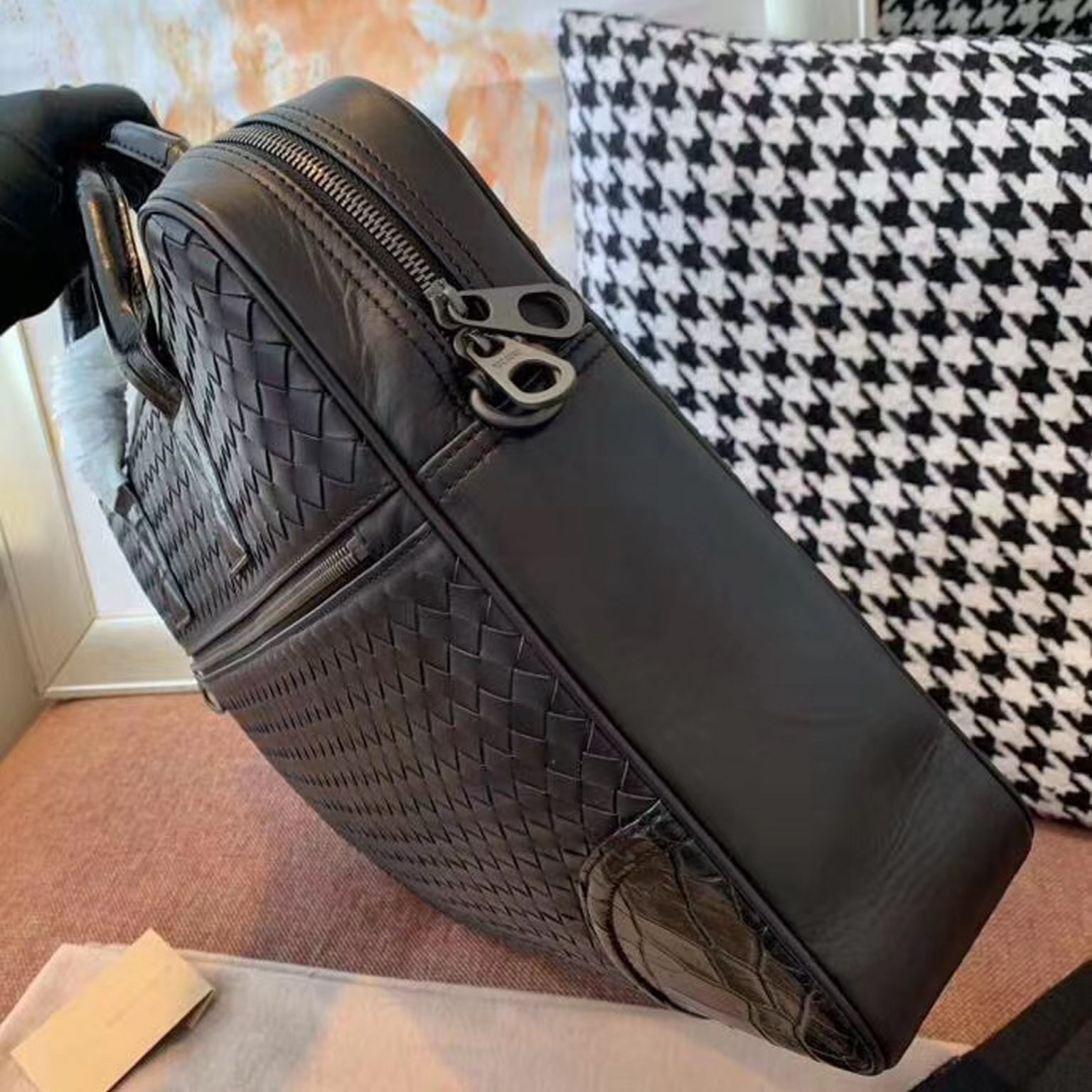 f37ed8f244a1bbffe2b0 1536x1536 - Túi xách nam Bottega Veneta Siêu Cấp TXNSC1289