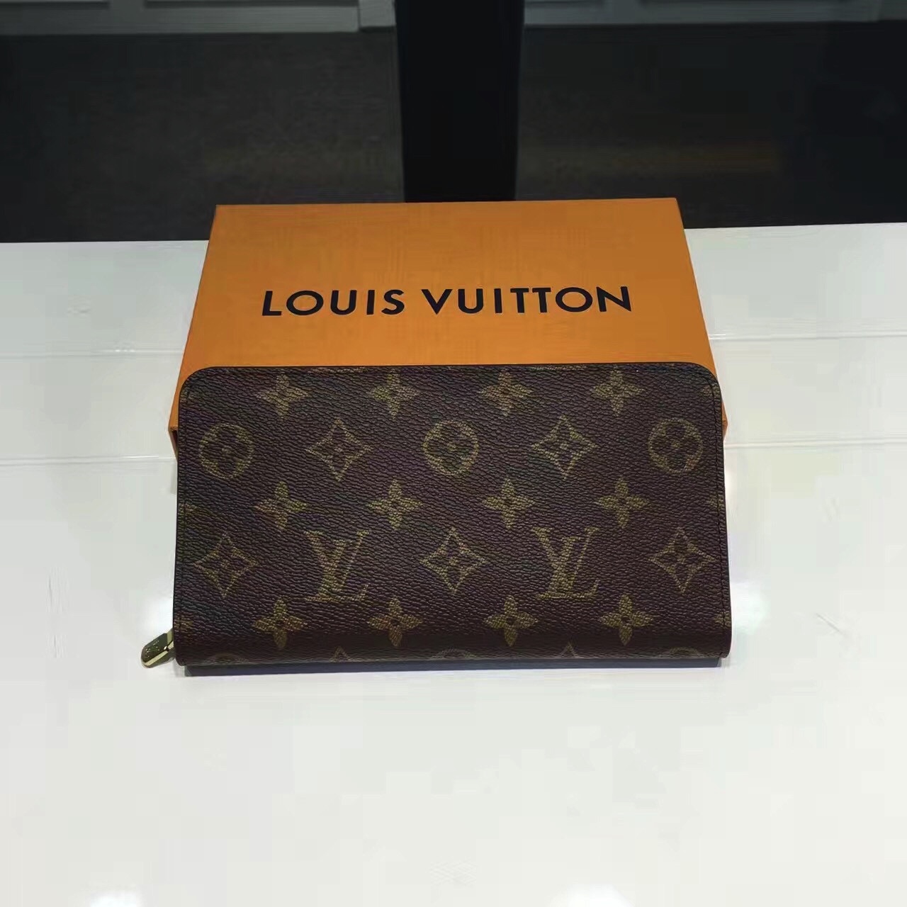 0CCB668E 6A11 4EFE A50E 7F24E54CE91F - 3 mẫu v&iacute; nam Louis Vuitton (LV) si&ecirc;u cấp đẹp nhất