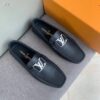 3adafe85f4fe0ba052ef 100x100 - Giày nam Louis Vuitton Siêu Cấp MSLV1319