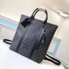 b04d2fafaefc51a208ed 100x100 - Túi xách nam Gucci Siêu Cấp TXNSC1299