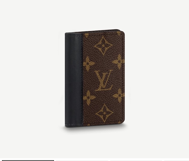 z2126961299915 2089db4f0192e866569720193ca8273f - Địa chỉ mua V&iacute; nam Louis Vuitton like Auth tại HCM