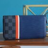 z2126966217557 c3848cdc1832ea13d0f9aa8e7a211c63 100x100 - Ví nam Louis Vuitton Siêu Cấp VNSC1380
