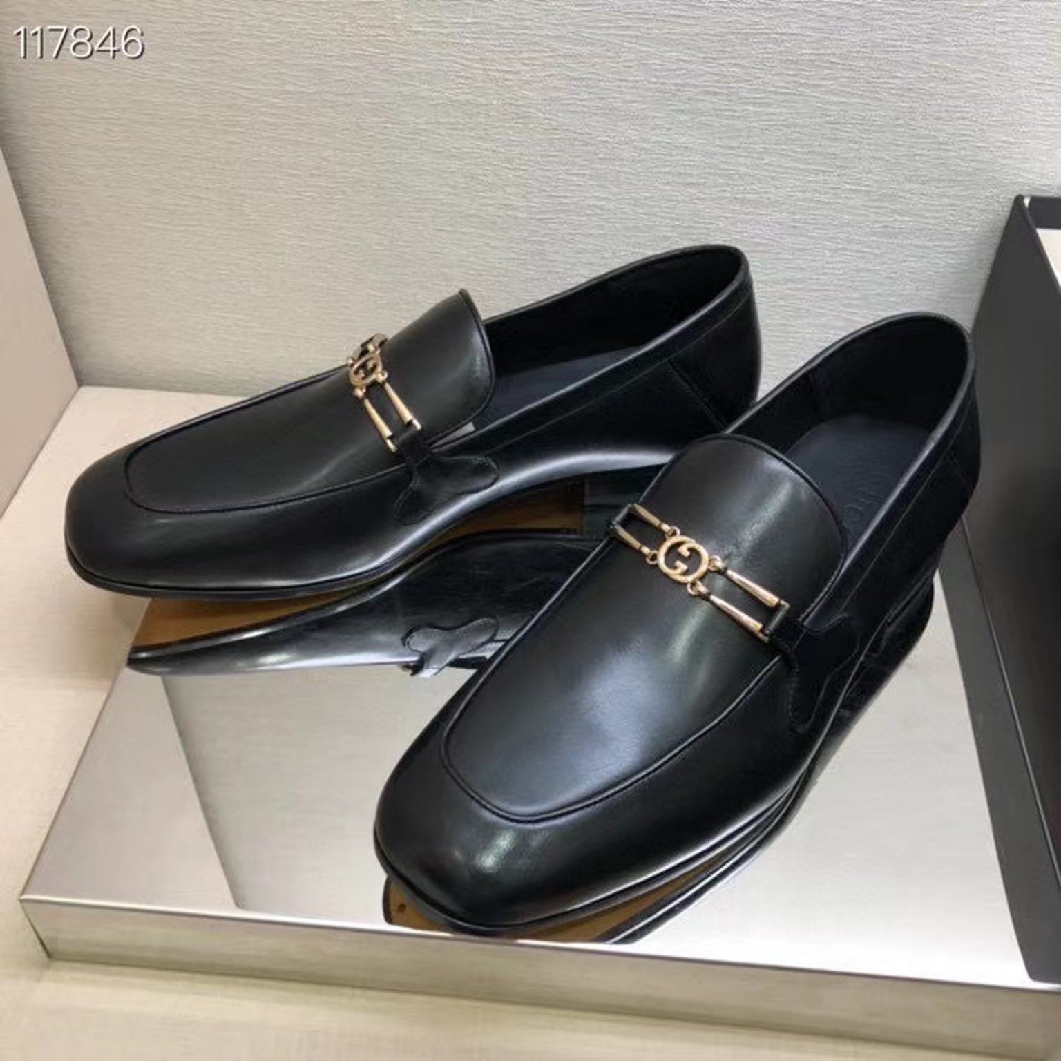 z2156476677691 a59b6846bf037562309c60bfdb87d169 1536x1536 - Giày nam Gucci siêu cấp MSSC1403
