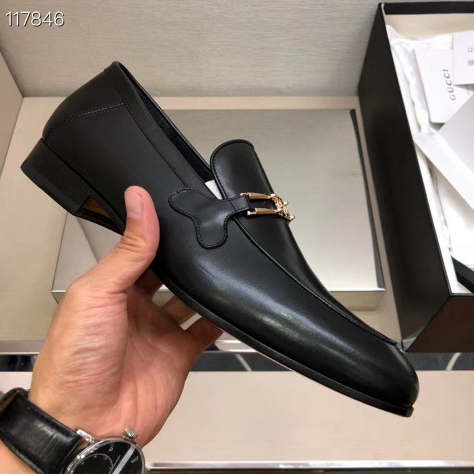 z2156476713352 ead2777effac0dd85e2d01cc2ac3a44e 1536x1536 - Giày nam Gucci siêu cấp MSSC1403