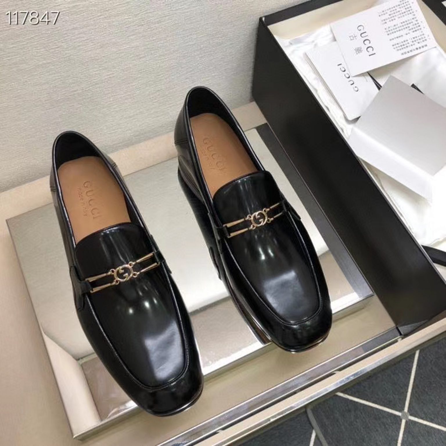 z2156477302416 df4218e0e8ed72e42d2d9ff7bb0a42dc 1536x1536 - Giày nam Gucci siêu cấp MSSC1404