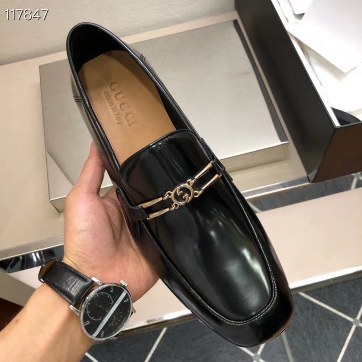 z2156477343454 676720674ff08380be4e5896c3f26b0c 1536x1536 - Giày nam Gucci siêu cấp MSSC1404