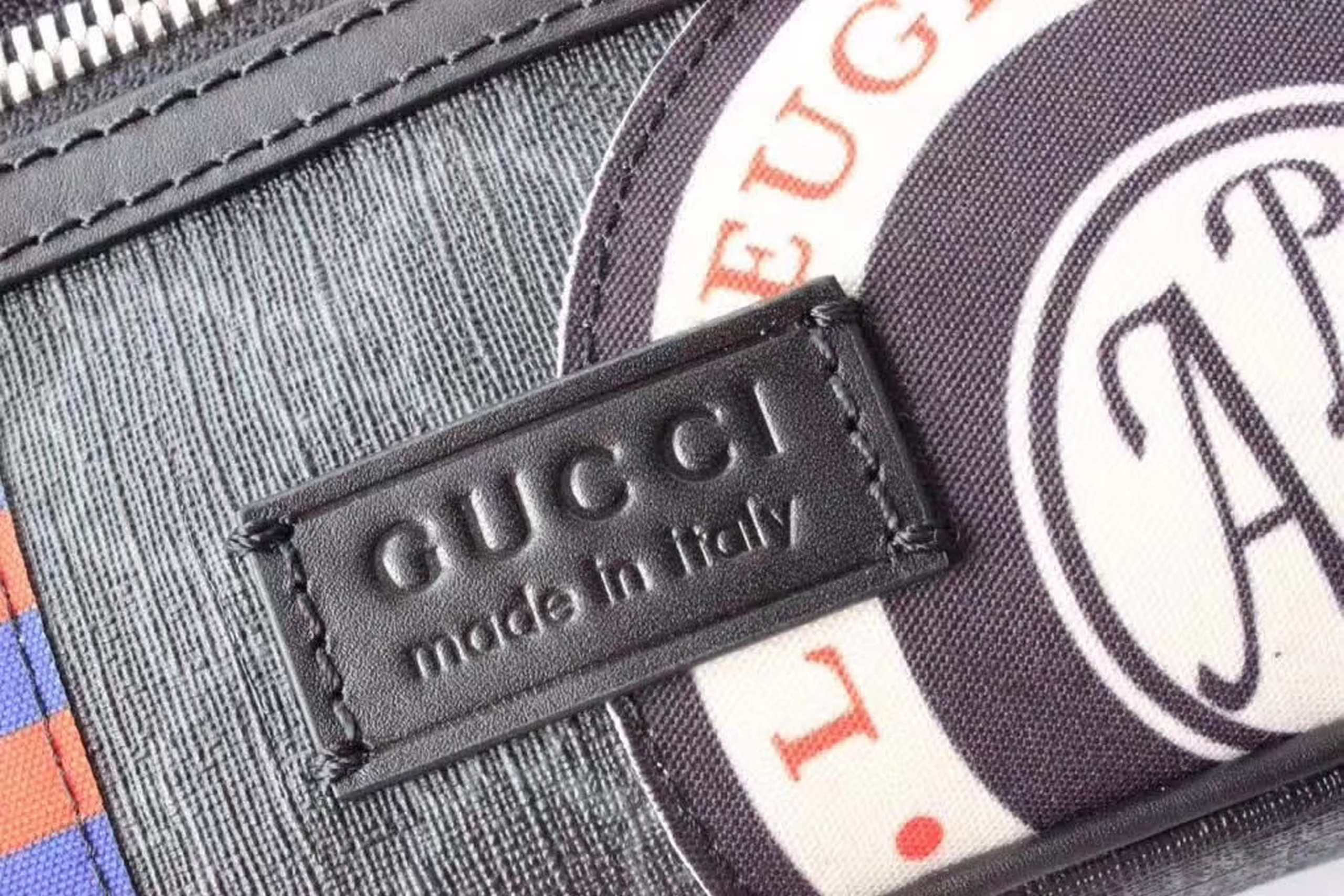 z2156763442153 7f410b8adc88a1381cf018e3d50e9cb9 - T&uacute;i x&aacute;ch nam Gucci Si&ecirc;u cấp TXNSC1406