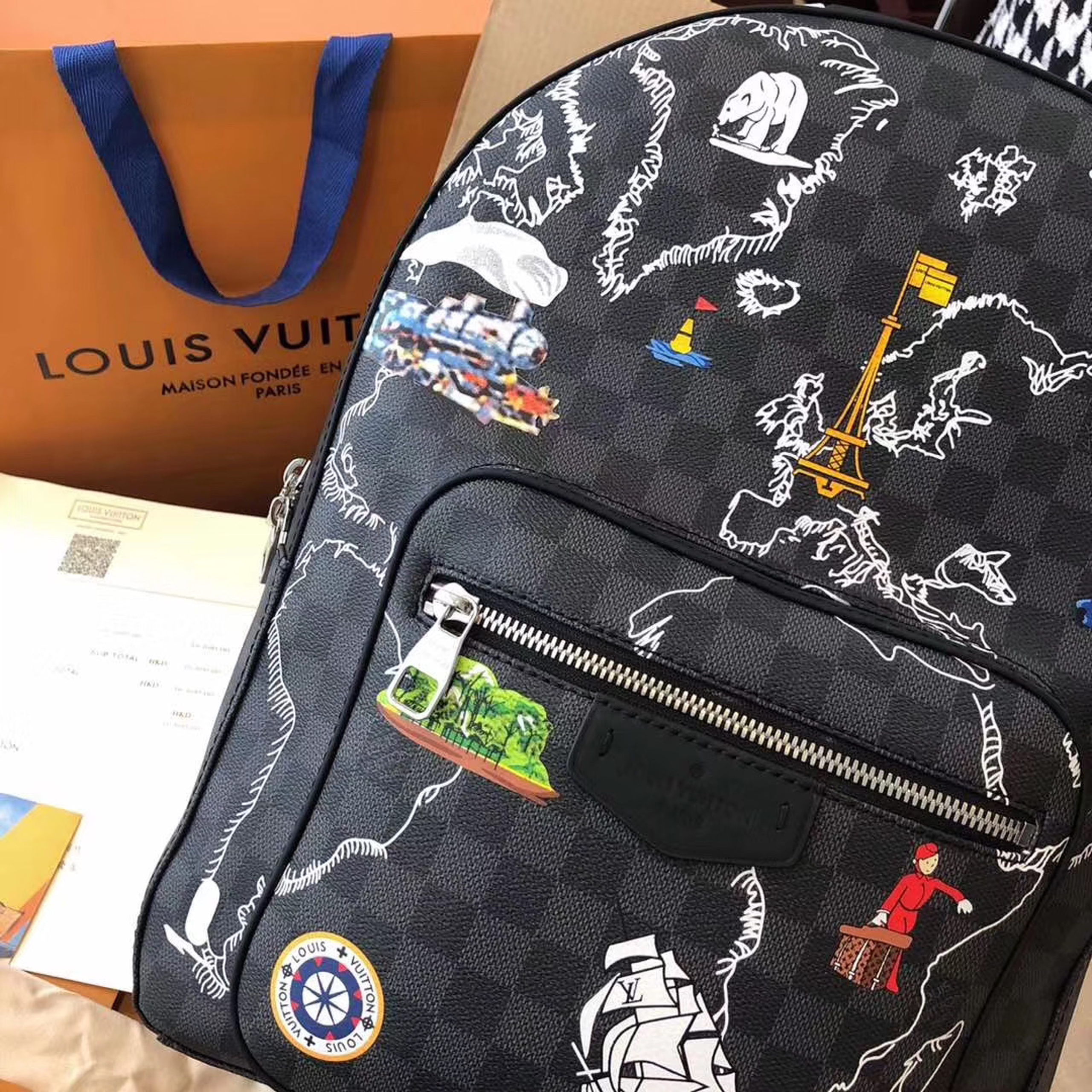 z2160506547403 e471ac96f07f9da49e59093a8c988bcc - T&uacute;i x&aacute;ch nam Louis Vuitton Si&ecirc;u cấp TXNSC1418