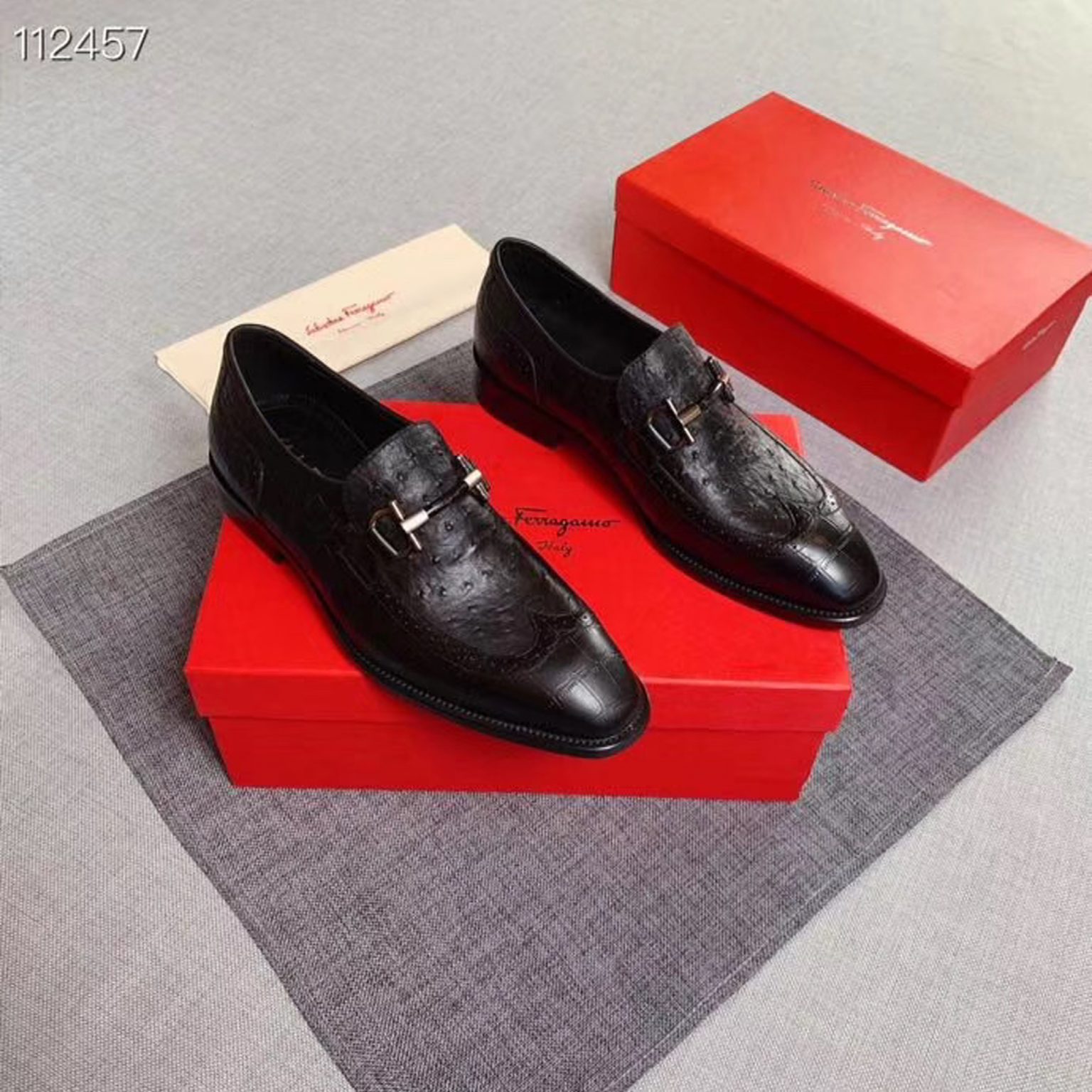 z2161684599012 40f38204ebcff0cc06db95cb8cb433a7 1536x1536 - Giày nam Salvatore Ferragamo siêu cấp MSSC1420