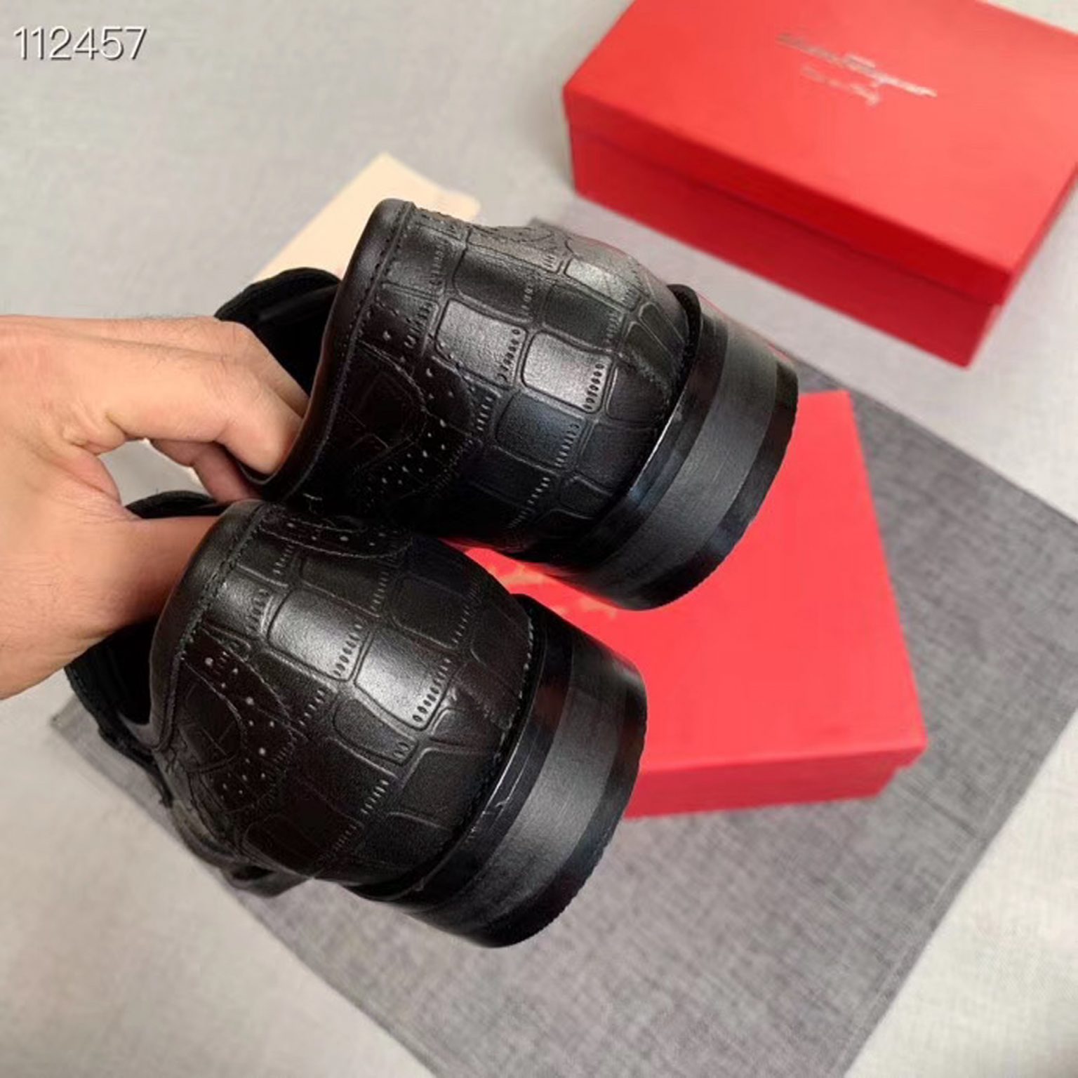 z2161684691542 17618a94d78cd8a54bb5b9b01b2f7275 1536x1536 - Giày nam Salvatore Ferragamo siêu cấp MSSC1420